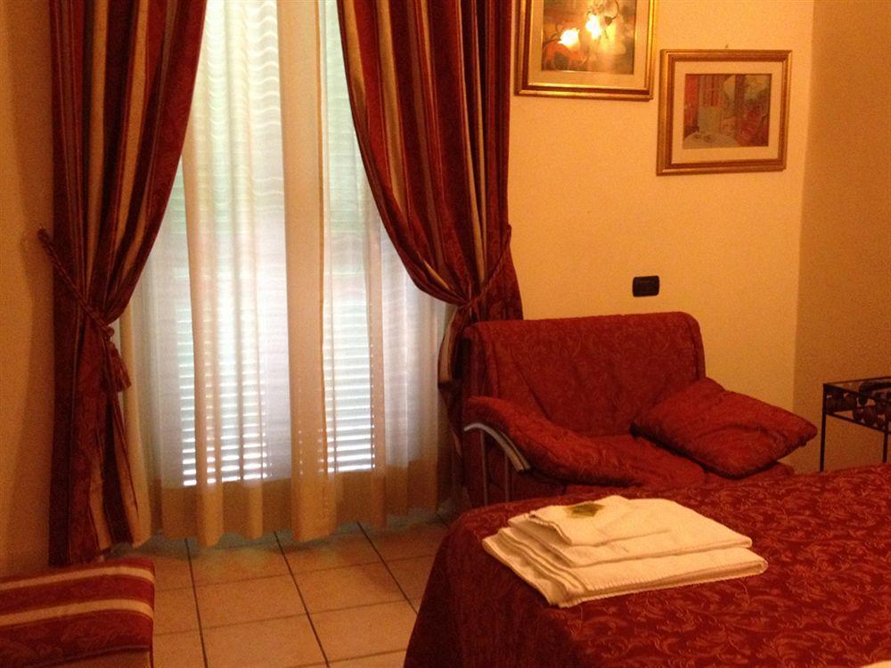 Hotel Sicilia Mailand Exterior foto